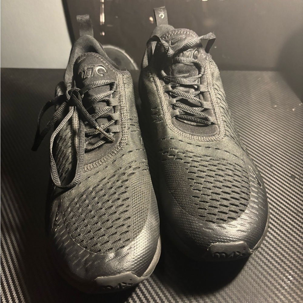 Black airmax 270, size 12, worn once